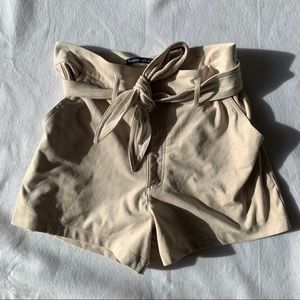 AF CREAM SUEDE SHORTS